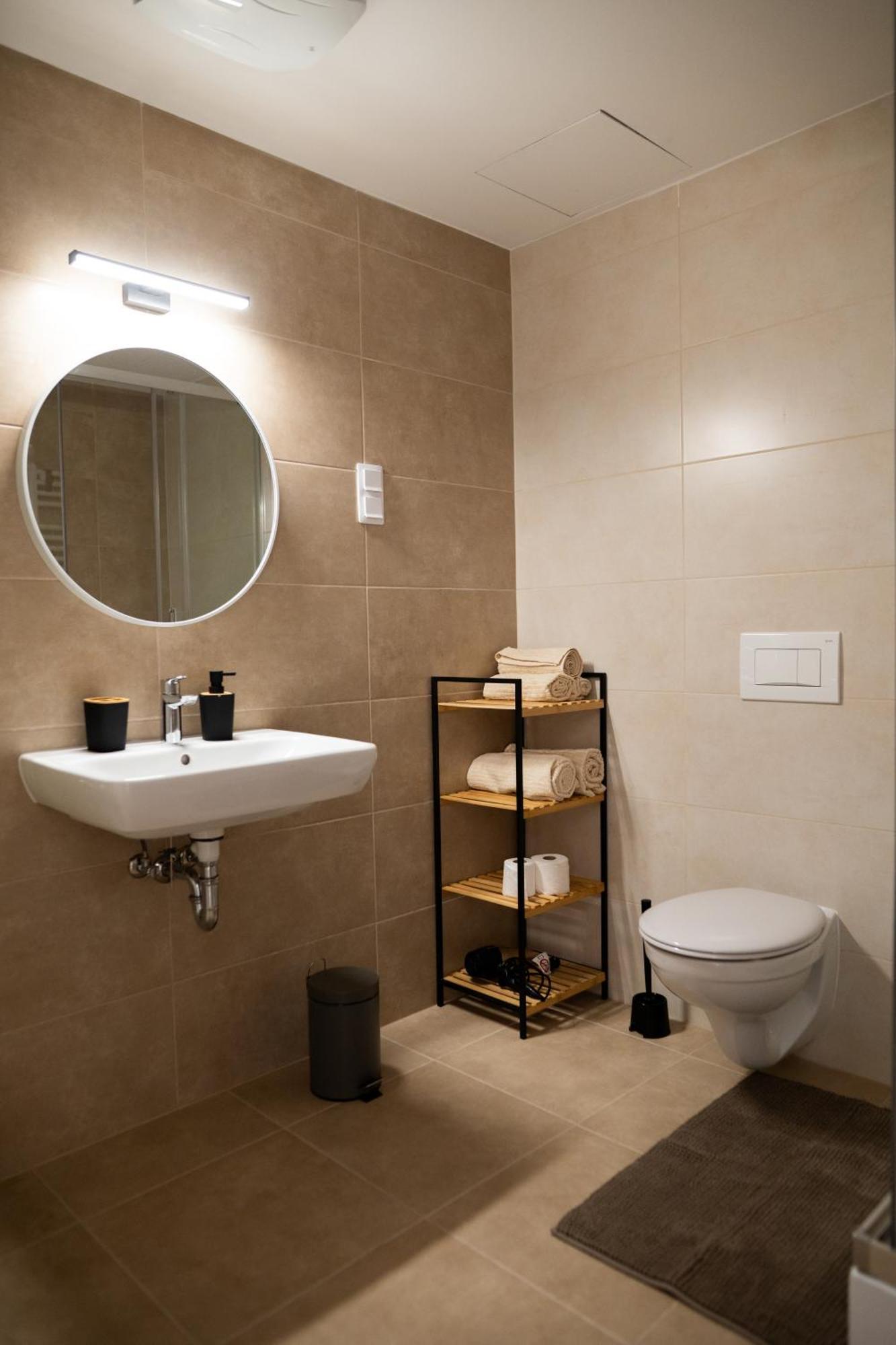 F5 * Budapest